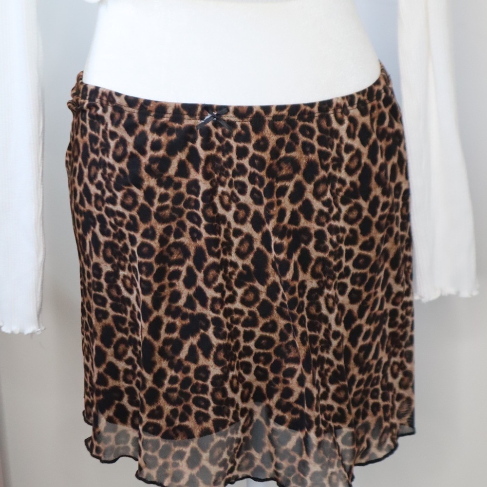See You on Monday Cheetah Mesh Lined Skirt LARGE - Picture 2 of 7